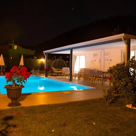 Karatas Villa's *